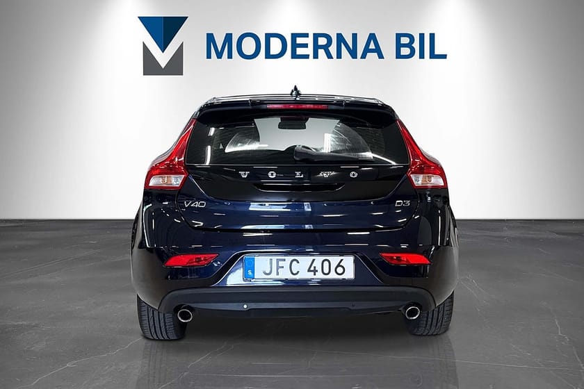 Bild 5 av Volvo V40 D3 Geartronic Momentum 150hk D-värm PDC Navi BLIS