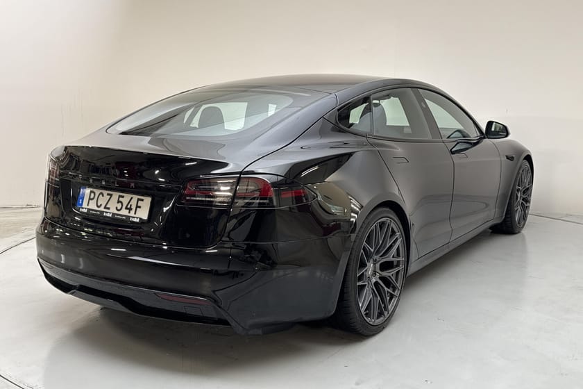 Bild 3 av Tesla Model S Dual Motor Long Range Yoke Luftfjädring