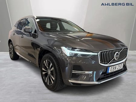 Volvo XC60 Recharge T6 II Core Edition, Ljuspaket, Tonade rutor, Navigation, Parkeringskamera bak