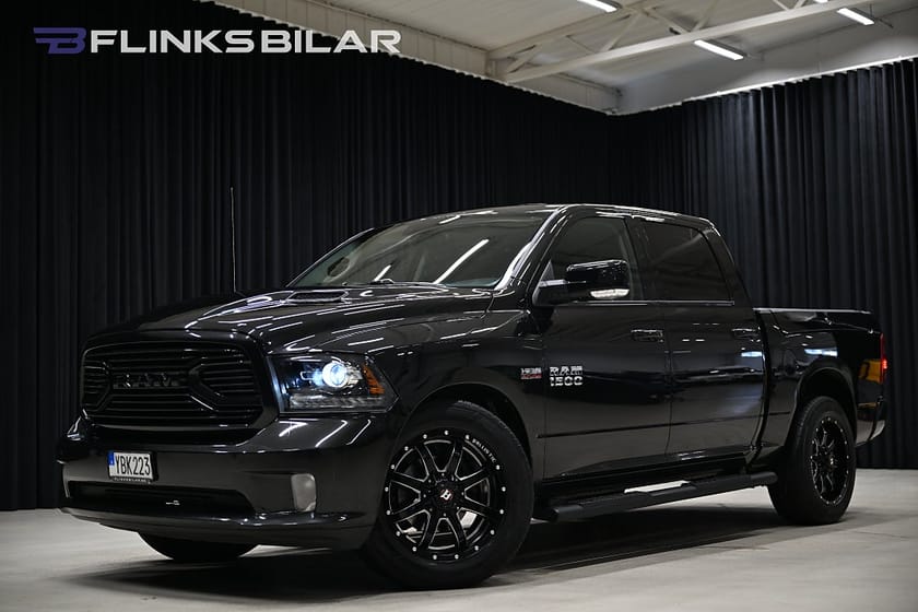 Bild 2 av RAM 1500 Crew Cab 5.7 V8 HEMI 4x4 395HK Drag|Rambox|Taklucka|Moms|SeUtr!