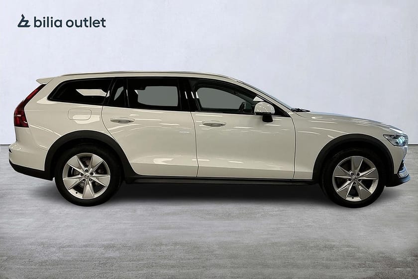 Bild 5 av Volvo V60 Cross Country D4 AWD Momentum Kamrem Bytt Dragkrok PDC Bak Navigation