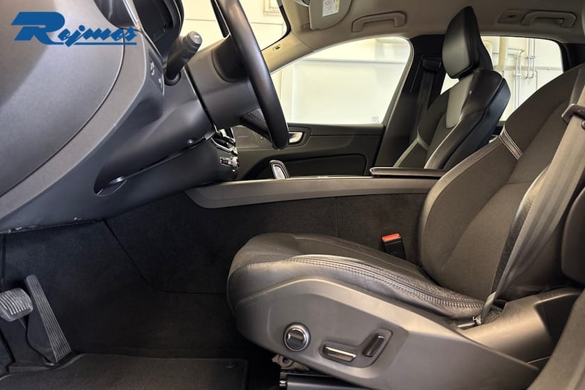 Bild 5 av Volvo XC60 B4 AWD Diesel Momentum Advanced Edt