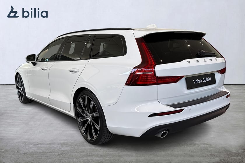 Bild 2 av Volvo V60 B4 Diesel Mom Adv Navi Pro Edition/Panorama/Drag/Sportchassie