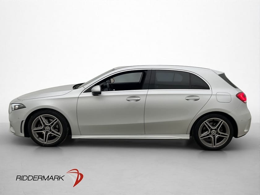 Bild 5 av Mercedes-Benz A 200 A200 AMG Line Widescreen Kamera Navi Halvskinn