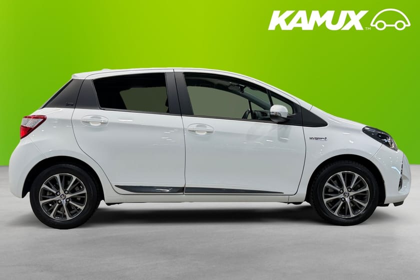 Bild 2 av Toyota Yaris Hybrid e-CVT, 101hk  Backkamera Carplay Adaptiv Keyless