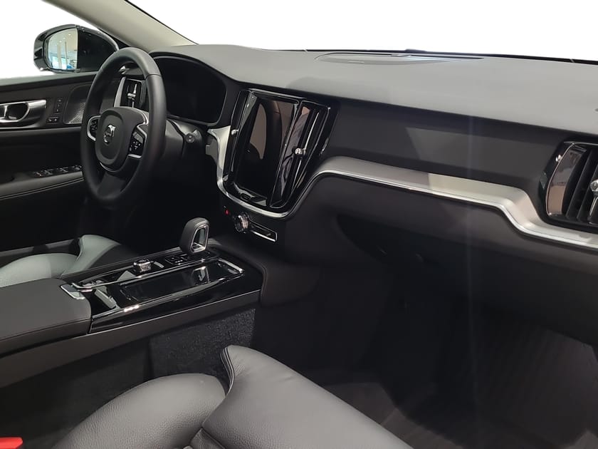 Bild 4 av Volvo V60 T6 Plus Dark Nordic Edition