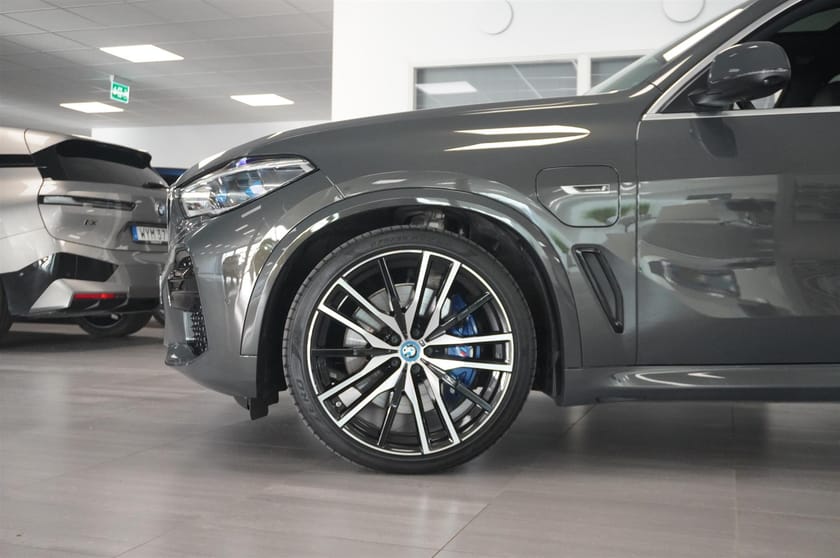 Bild 3 av BMW X5 xDrive45e iPerformance M-Sport Ultimate Edition 22