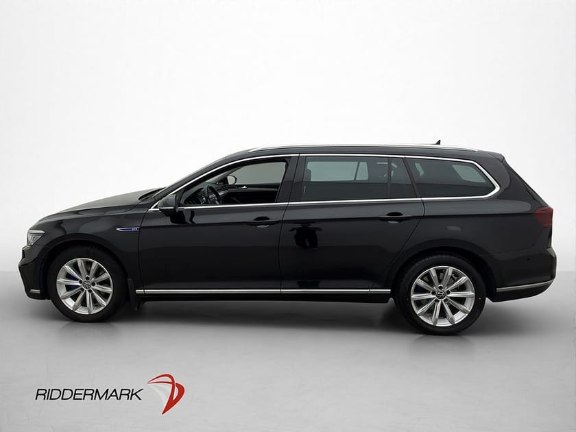 Bild 1 av Volkswagen Passat Sportscombi GTE 1.4 TSI 218hk P-Värm Drag Navi Carplay