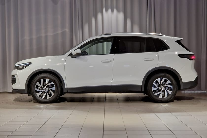 Bild 2 av Volkswagen Tiguan LIFE / 1.5 TSI / 150 HK / P-värmare / Drag