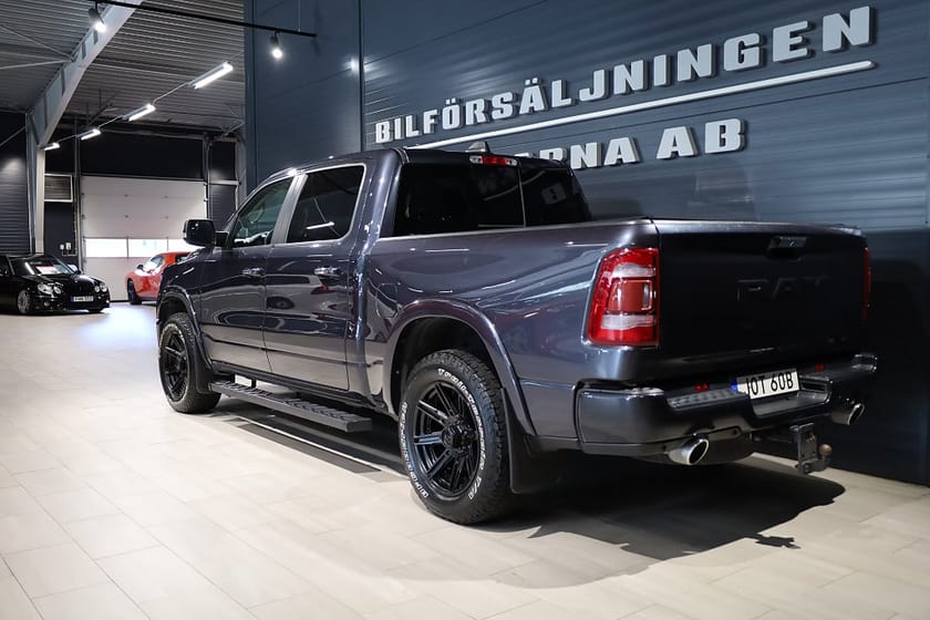 Bild 4 av RAM 1500 Dubbelhytt 5'7" box