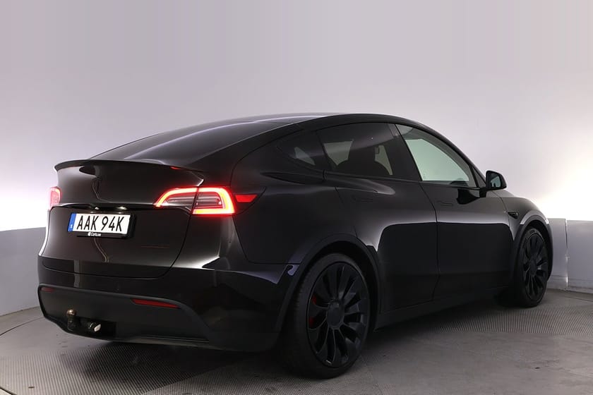 Bild 5 av Tesla Model Y Performance Uppgraderad Autopilot Pano Drag