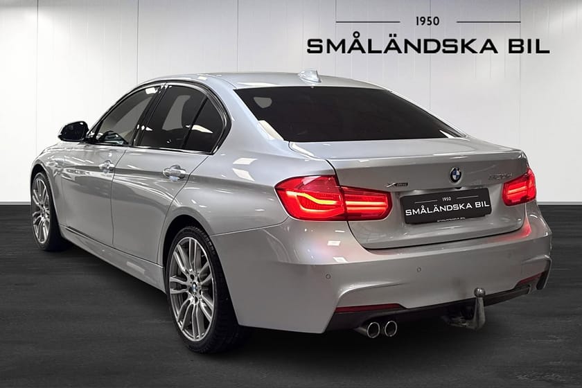 Bild 3 av BMW 320d xDrive Sedan Steptronic M Sport Drag 190hk