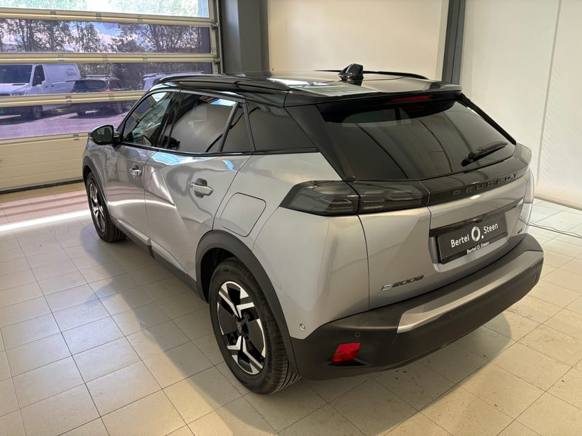 Bilde 4 av Peugeot e-2008 GT, Adaptive Cruise, 360 kamera