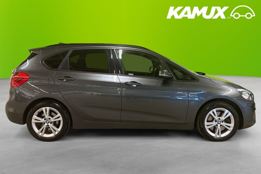 Bild 2 av BMW 225xe Active Tourer xe Steptronic 224hk Navi HuD Kamera Hifi