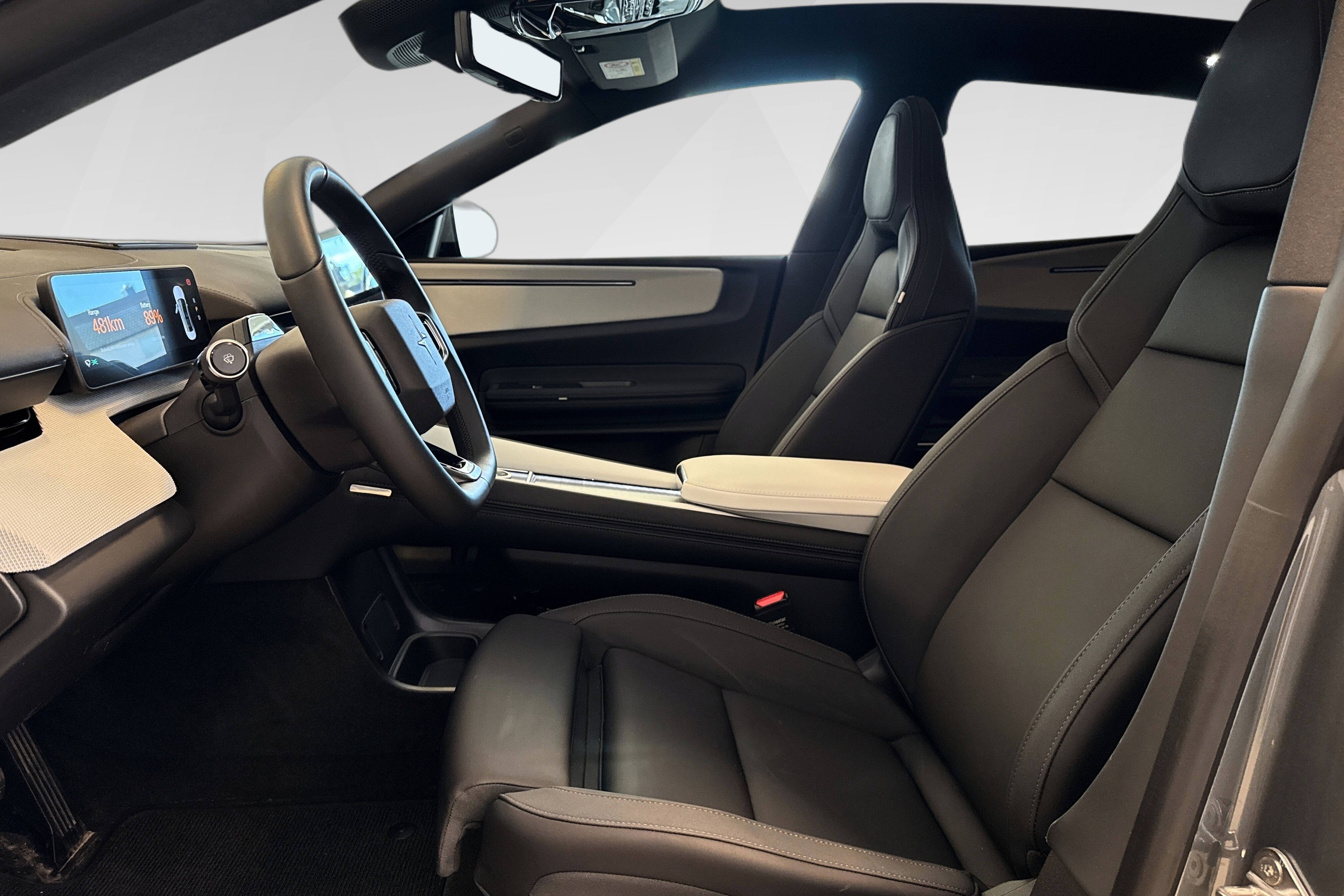 Polestar 4 Long Range Dual motor bilde 9