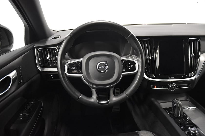 Bild 2 av Volvo V60 B4 R-Design Drag D-Värm AdaptivF Rattv Pano 197hk