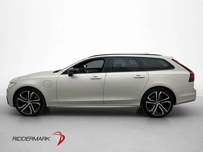 Bild 4 av Volvo V90 Recharge T6 AWD R-Design VOC Pano H/K 360° Skinn