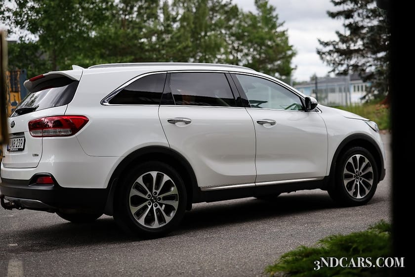Bild 5 av Kia Sorento 2.2 CRDi AWD Business 7-sits Skinn Drag Euro 6 Navi