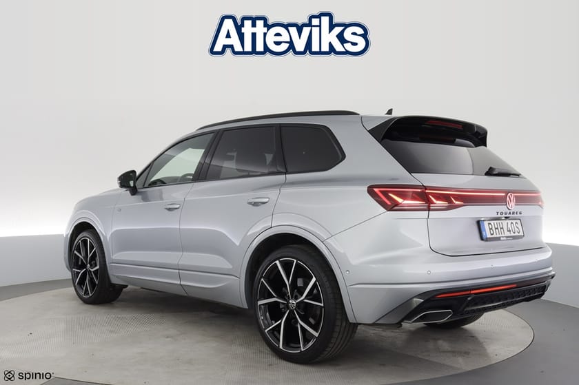Bild 4 av Volkswagen Touareg R-LINE V6 TDI 4MOTION 286hk *Luftfjädring/Dynaudio