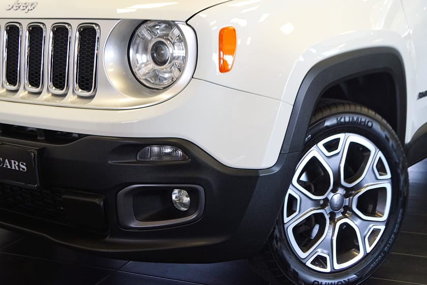 Bild 2 av Jeep Renegade 2.0 CRD 4WD Limited Auto Drag Navi