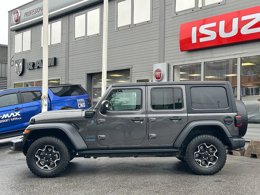 Bild 3 av Jeep Wrangler Unlimited 4xe Rubicon | Dragkrok | Hardtop | Nyservad