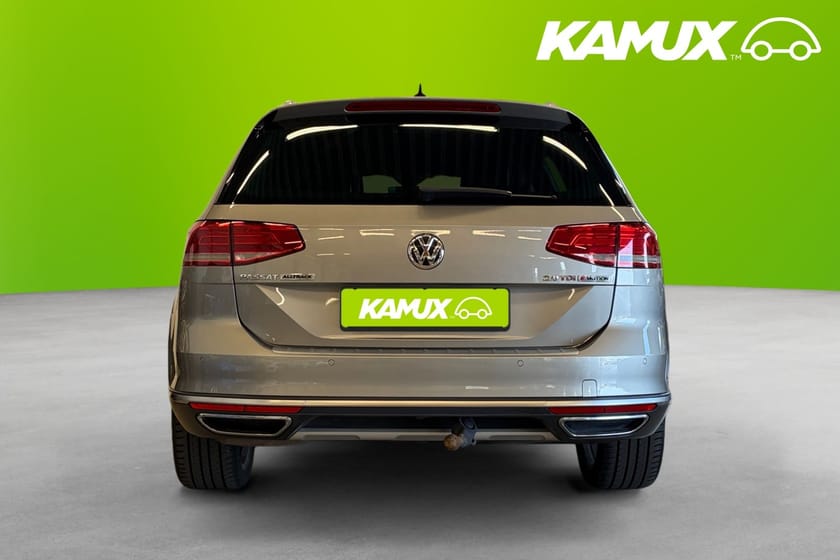 Bild 5 av Volkswagen Passat Alltrack 2.0 TDI 4M  Skinn Värmare HUD Dynaudio Drag Navi