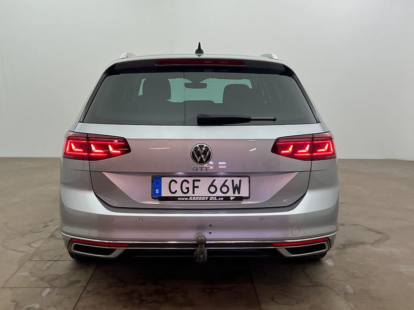 Bild 5 av Volkswagen Passat Sportscombi GTE SC 1.4 TSI Drag B-Kamera Carplay Rattvärme Navi