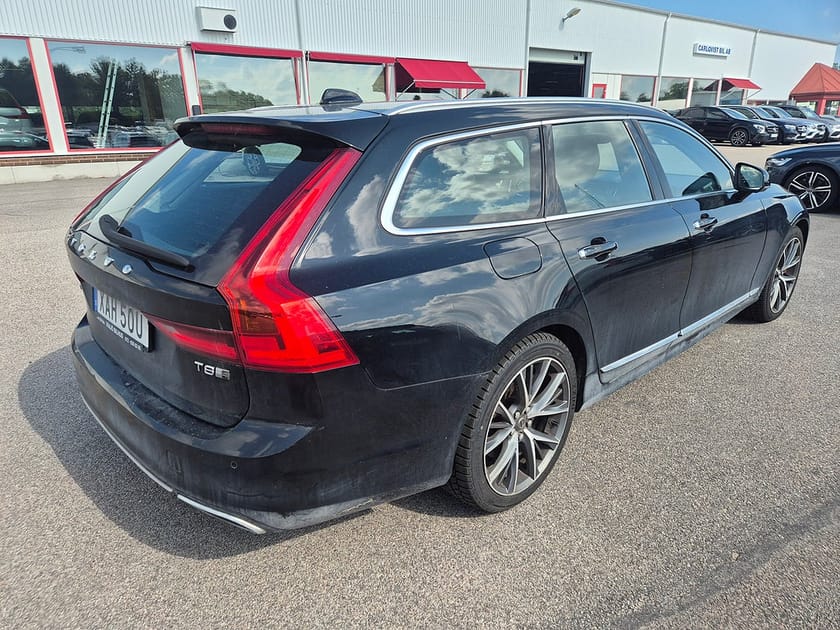 Bild 3 av Volvo V90 T8 Recharge Inscription plug in 392HK 4x4 Läder