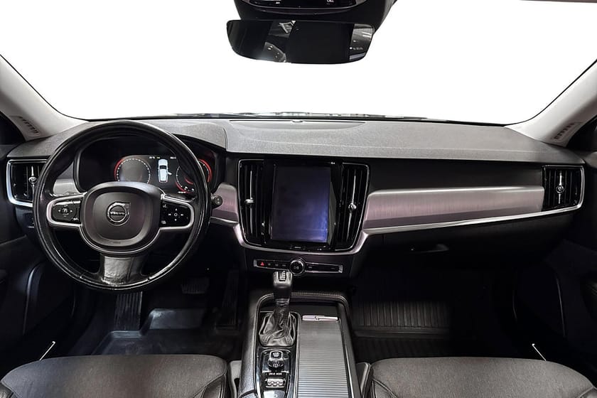 Bild 5 av Volvo V90 D4 AWD Geartronic Momentum 190hk