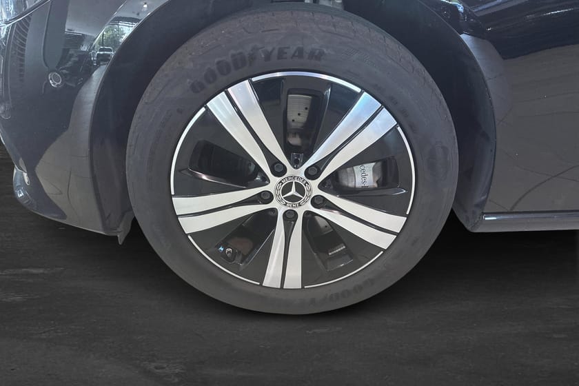 Bild 5 av Mercedes-Benz C 300 T e Avantgarde / Drag  *3,95% RÄNTA*