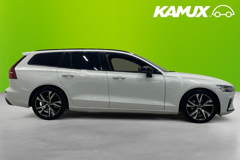 Bild 2 av Volvo V60 D3 R-Design HuD Läder Keyless Värmare 150hk