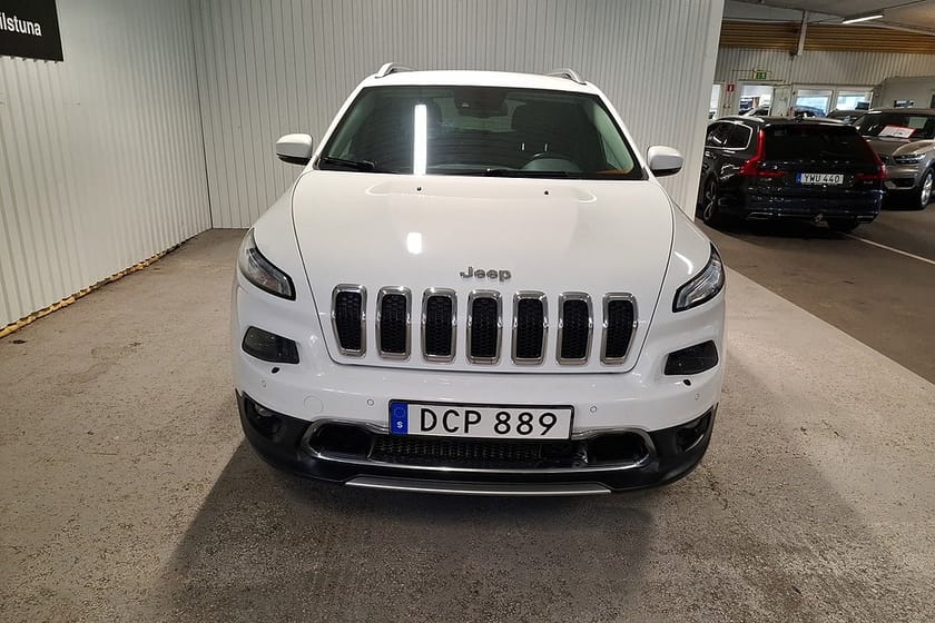 Bild 1 av Jeep Cherokee 2.2 CRD 4WD Helskinn,Drag,GPS,Ventilerade Säten