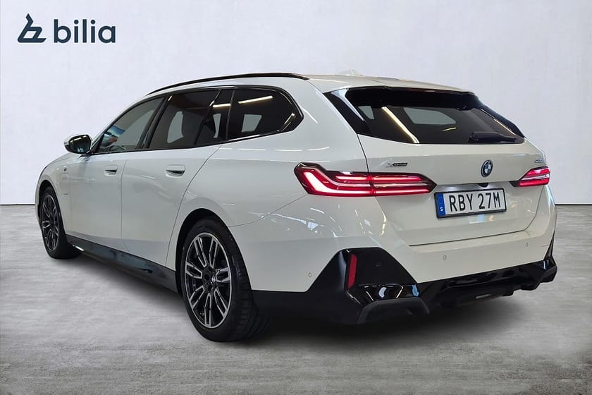 Bild 3 av BMW 530e xDrive Touring M Sport Business M-Sport Innovation