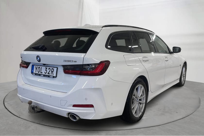 Bild 3 av BMW 330e xDrive Touring LCI, G21 (292hk)