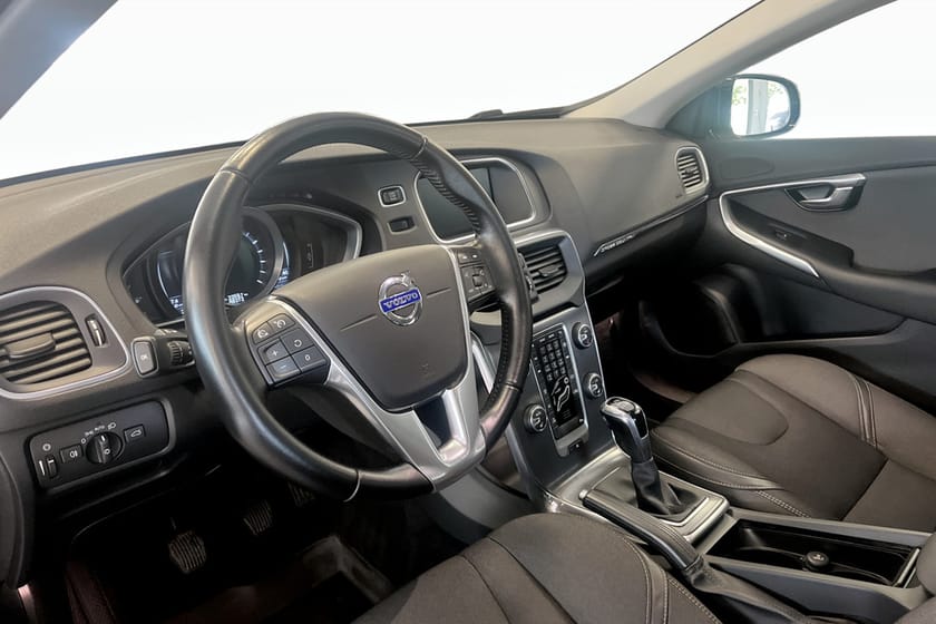 Bild 5 av Volvo V40 Cross Country T3 Momentum BE
