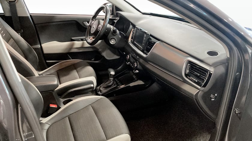 Bild 3 av Kia Stonic 1.0 T-GDI 120 HK DCT ADVANCE PLUS, GRAY PAC
