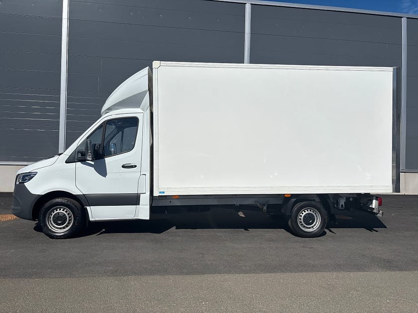 Bild 2 av Mercedes-Benz Sprinter 317 CDI RWD Chassi 9G-Tronic/MOMS/Bakgavellyft/