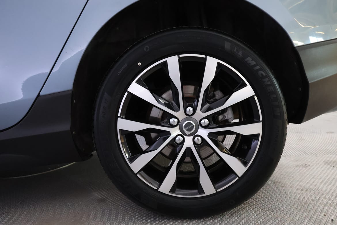 Volvo V40 2018 - miniatyr 13