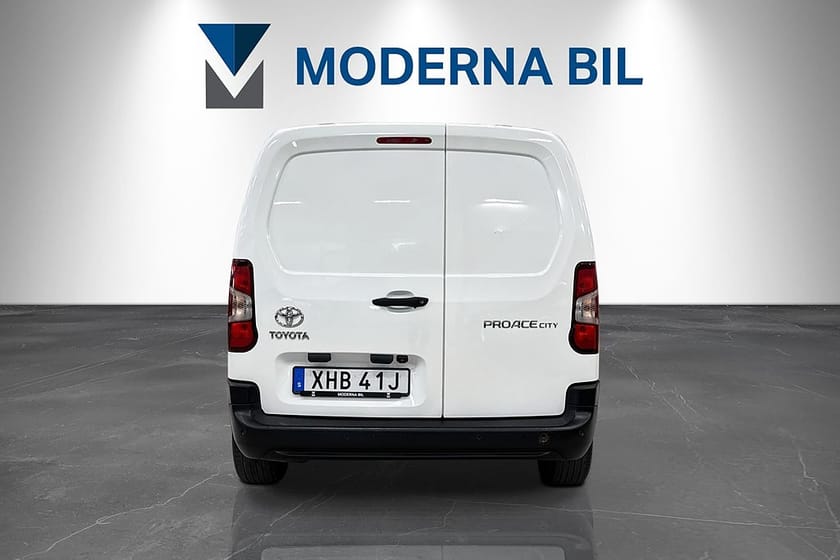 Bild 4 av Toyota ProAce City 1.2 Turbo 130hk Aut Moms 3-sits B-kamera CarPlay