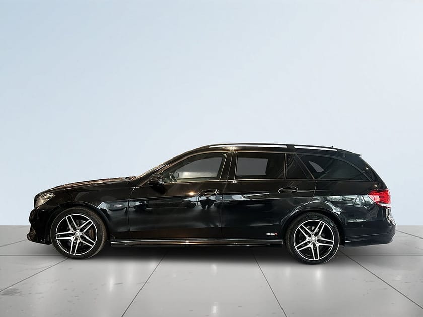 Bild 4 av Mercedes-Benz E 220 T BlueTEC 4MATIC 7G-Tronic Avantgarde/Mok/SoV-hjul