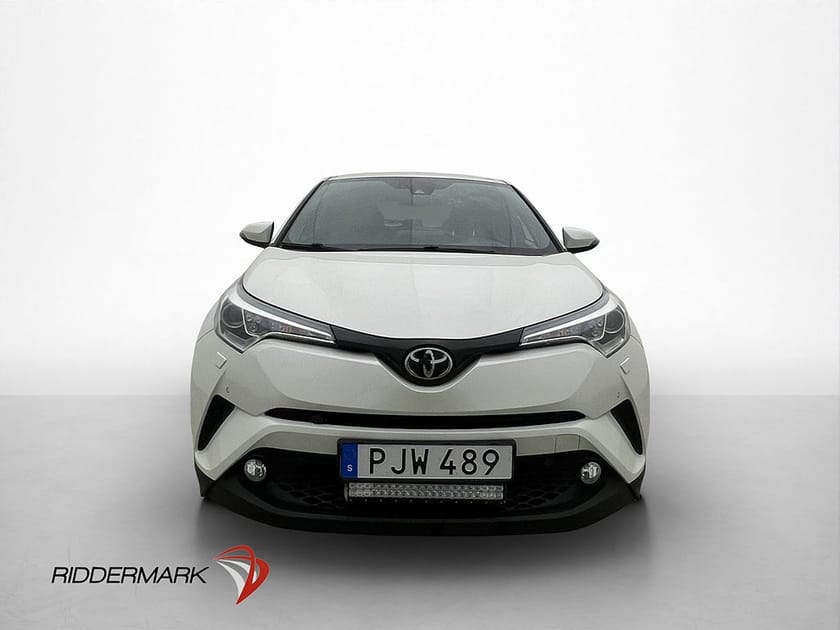 Bild 2 av Toyota C-HR 1.5 116hk AWD Executive Värmare Kamera JBL Drag