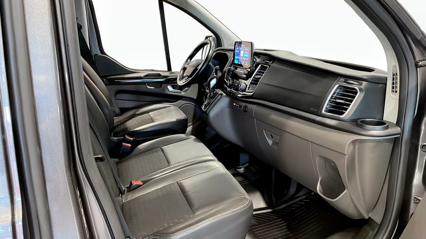 Bild 3 av Ford Transit Custom 290 2.0 EcoBlue 185hk | Dubbla sidodörrar| Drag |