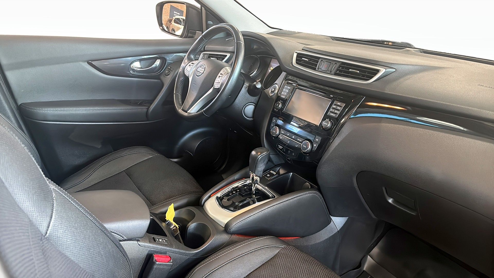 Nissan Qashqai TEKNA DESIGN PACK Automat 2016, bild 3/10