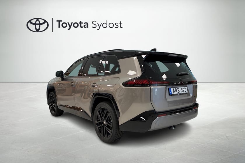 Bild 2 av Toyota RAV4 Hybrid AWD-i Style, Dragkrok Automat Navigation Rattvärme mm.