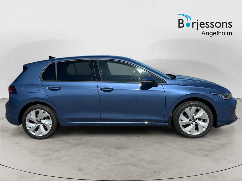 Bild 2 av Volkswagen Golf Life Edition eTSI 150hk DSG7