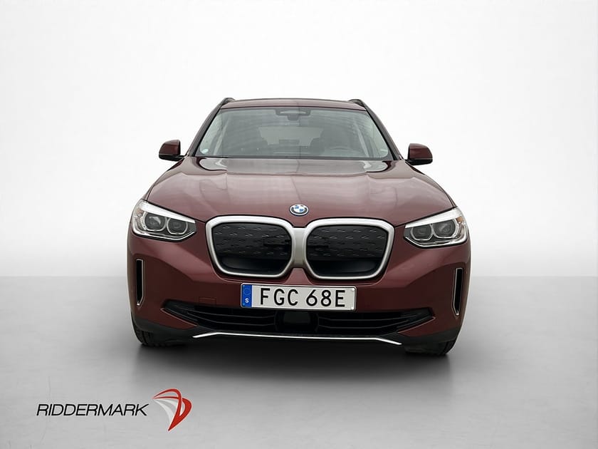 Bild 2 av BMW iX3 286hk Charged Panorama Kamera Navi CarPlay Dragkrok