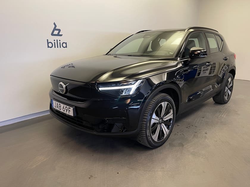 Bild 1 av Volvo XC40 Recharge Single Motor Core Edition / 2.95% Ränta / Navigation / Backkamera /