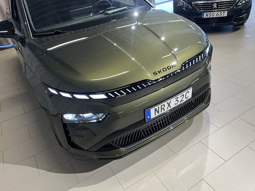 Bild 3 av Škoda Enyaq RS Solid Edition 340hk 82kWh, Drag/Panorama