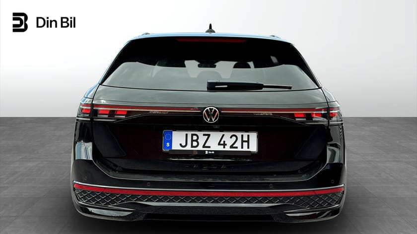 Bild 5 av Volkswagen Passat Variant eHybrid 272 DSG6 R-LINE Swe edition
