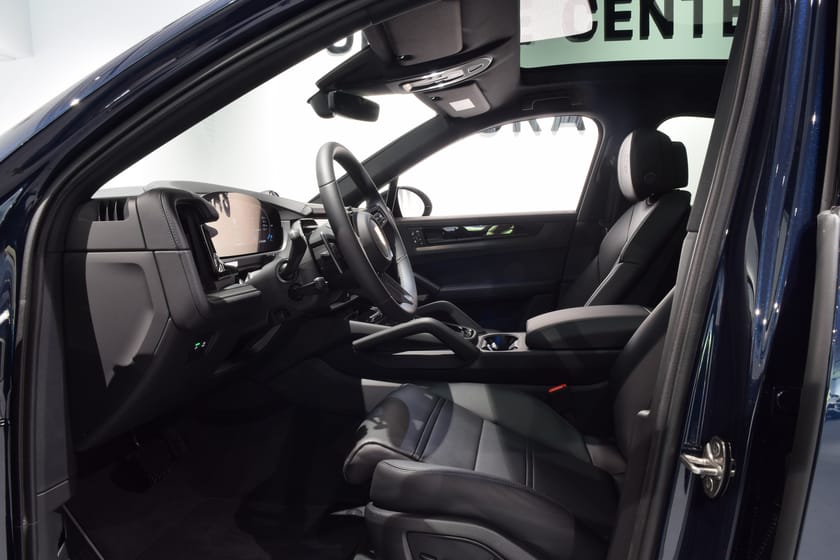 Bild 4 av Porsche Cayenne E-Hybrid Coupé Black Edition / 1.99% RÄNTA
